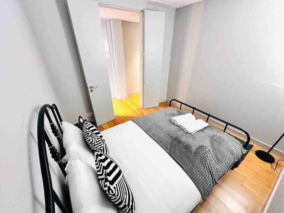 Lisbon Marques De Pombal Top Flat Great Locations City Center B Экстерьер фото