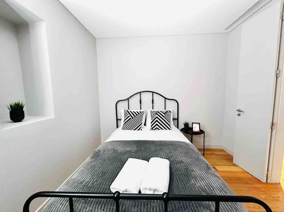 Lisbon Marques De Pombal Top Flat Great Locations City Center B Экстерьер фото
